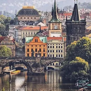 Karlin Отель