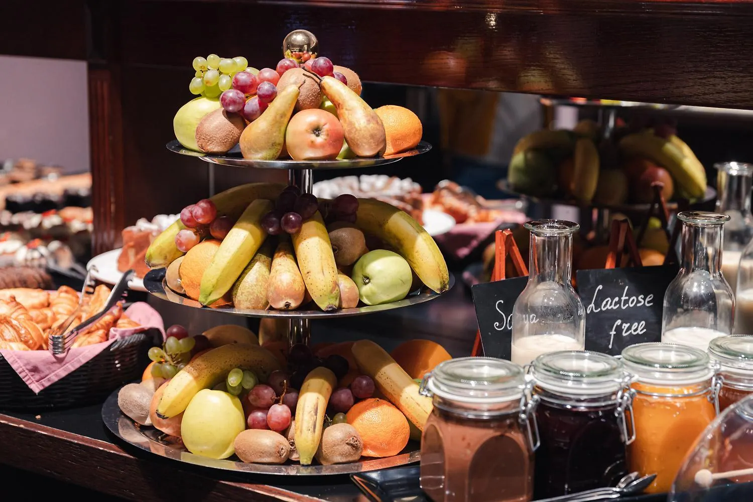 Michelangelo Grand Hotel Прага 5*,